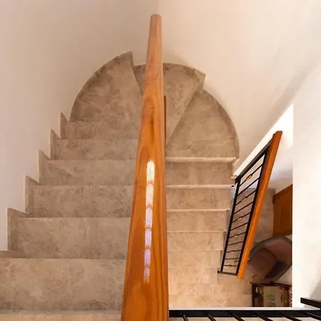 Villa Henri Spacious 6p With Private Pool